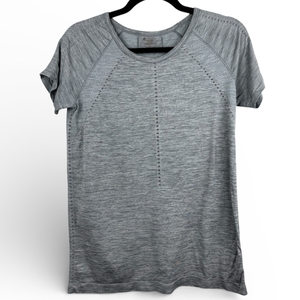 Athleta Women’s Foothill Seamless Size Medium Heather Gray Short Sleeve Tee